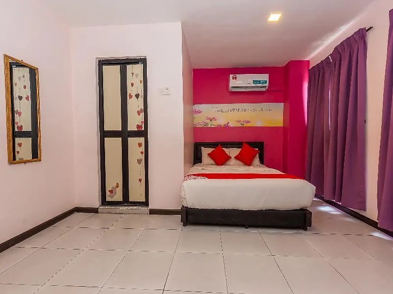 Oyo 954 Sweet Memories Hotel Malacca 2*,  Malaysia